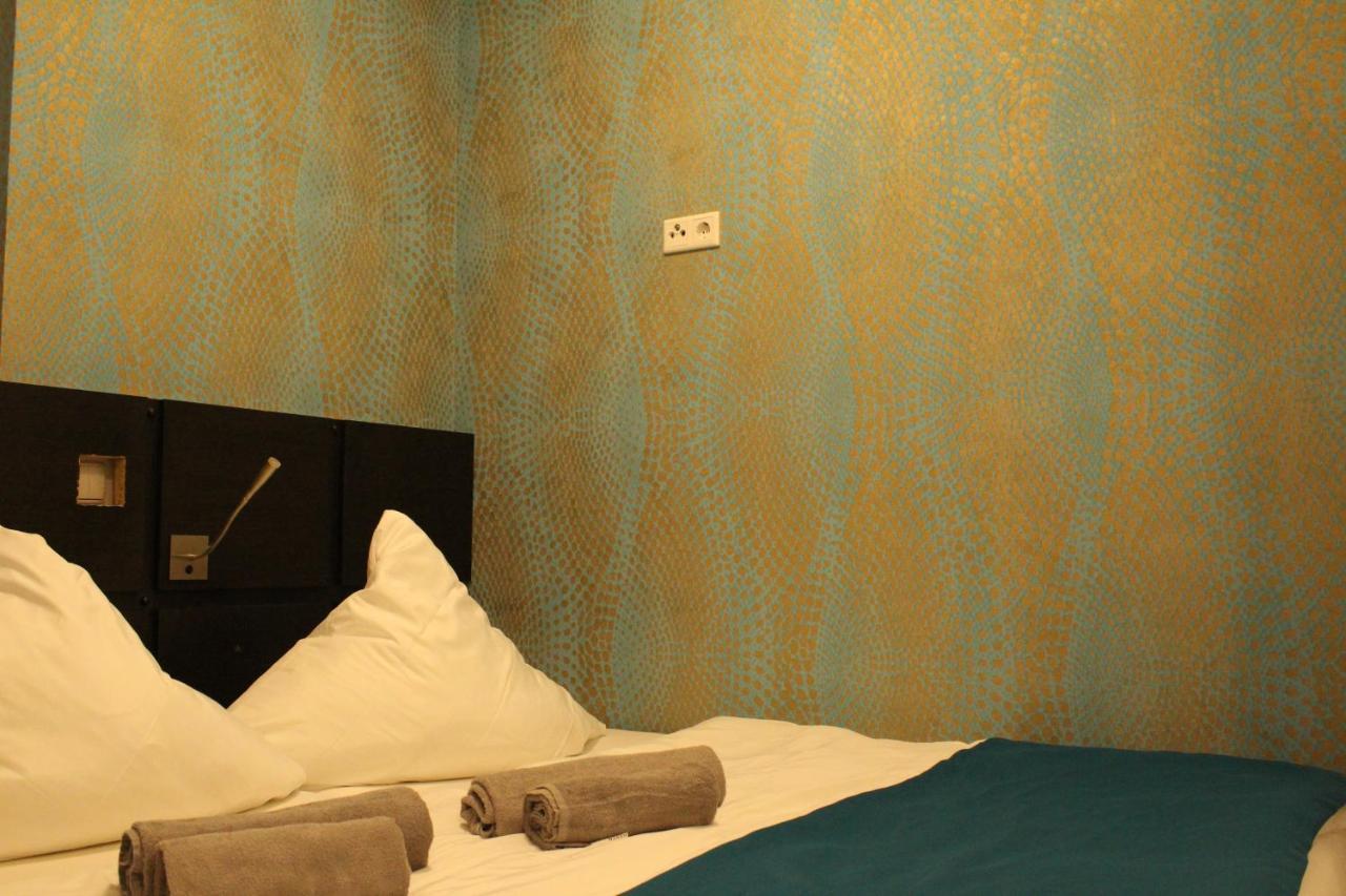 Hotel Lovely Studio West - Neues Momomotel Köln